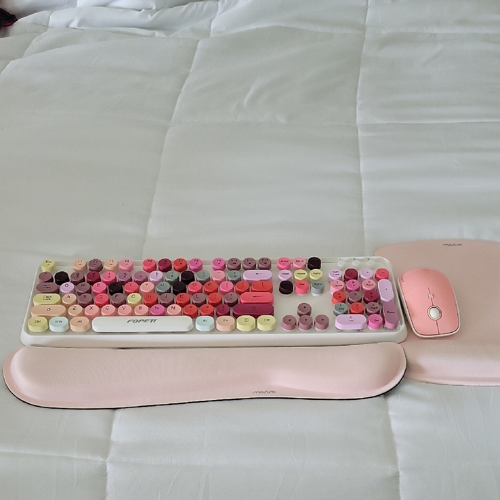 Pink Floral Keyboard with Cherry Blossom Keycaps